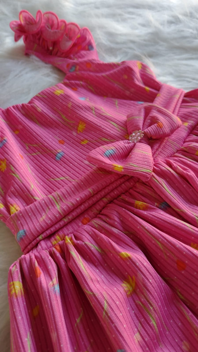 Vestido Infantil Com Dupla Saia Ondulada Elegância em Dose Dupla!