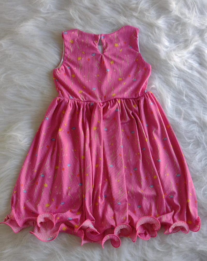 Vestido Infantil Saia Ondulada Modernidade e Estilo de Sobra!