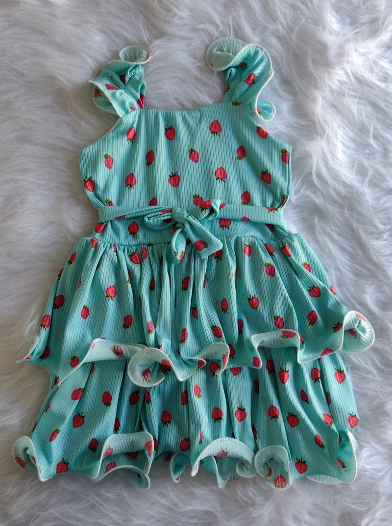 Vestido Infantil Com Dupla Saia Ondulada Elegância em Dose Dupla!