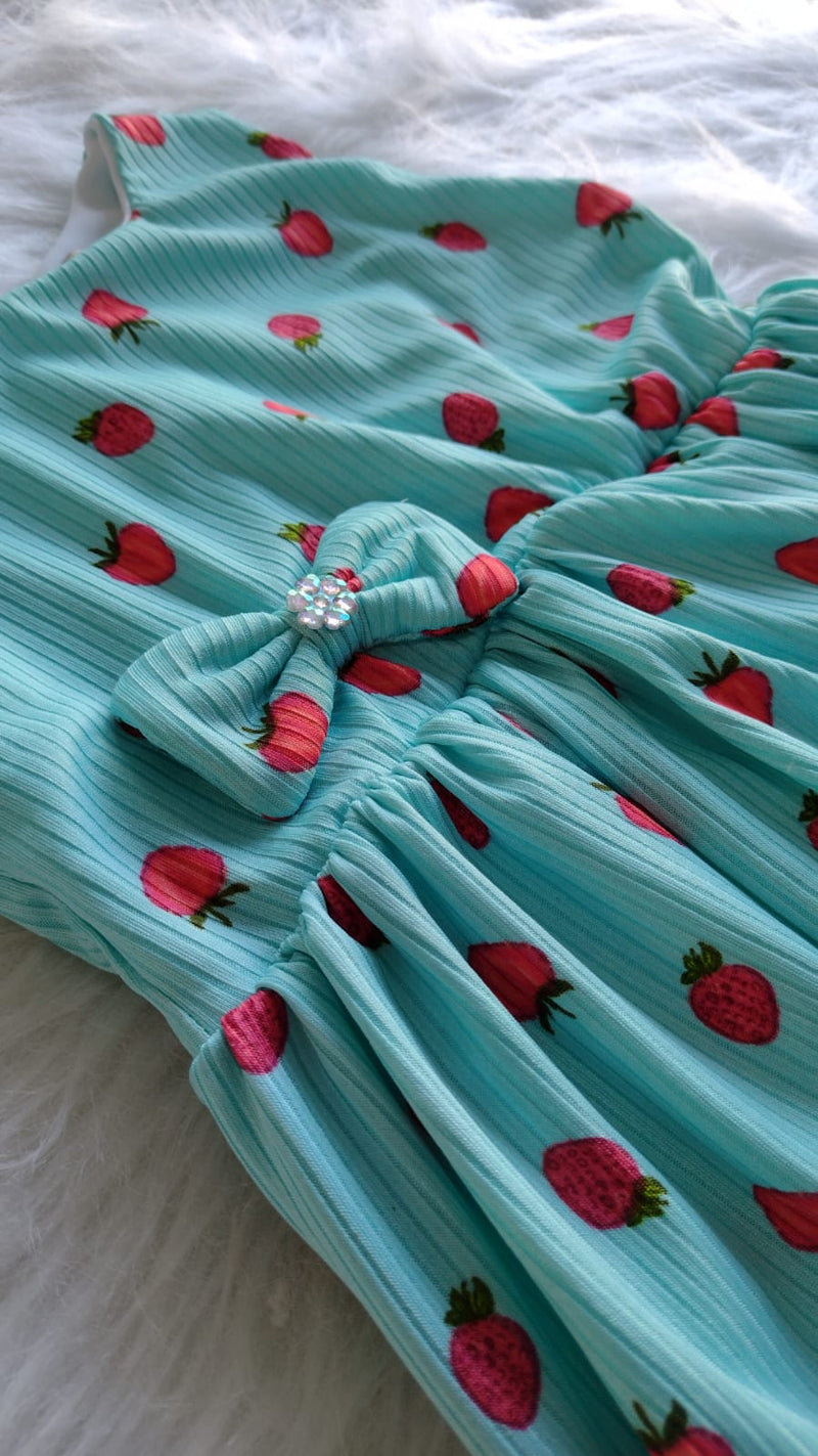 Vestido Infantil Saia Ondulada Modernidade e Estilo de Sobra!