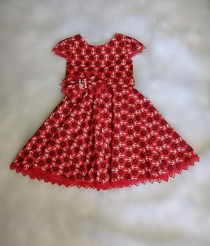Vestido com estampa de âncoras